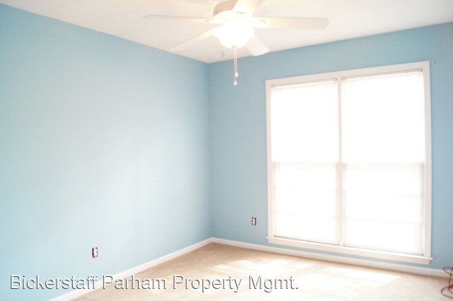 Building Photo - 4 br, 2 bath House - 5301 Rockhurst Drive
