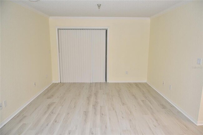 Building Photo - 10265 Gandy Blvd N