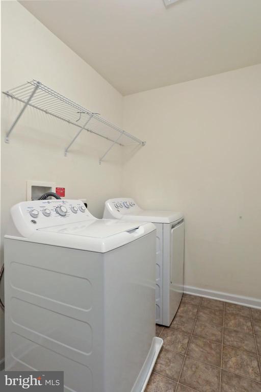 Building Photo - 85 Norwood Dr