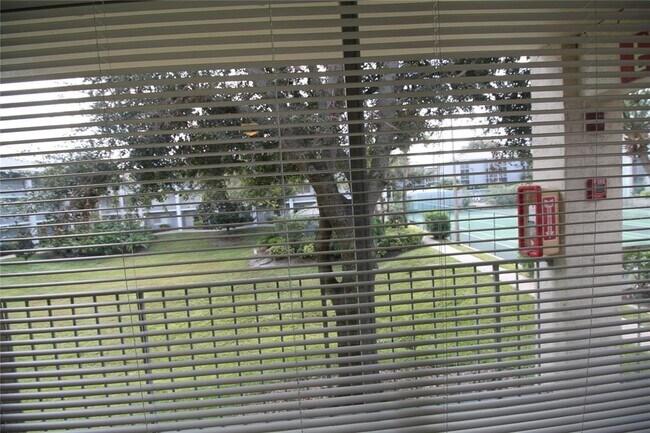 Building Photo - 133 Oyster Bay Cir