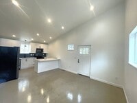 Building Photo - Brand New - 2 bedroom, AC, Full Kitchen, L...