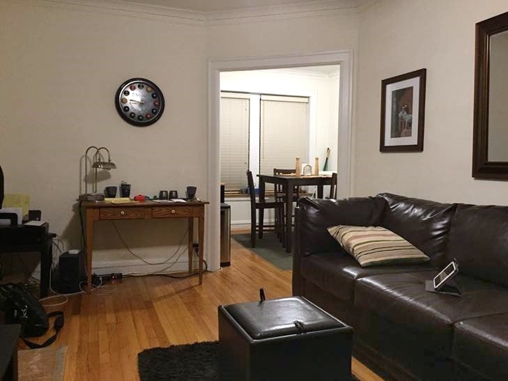 Building Photo - 927 W Oakdale Ave