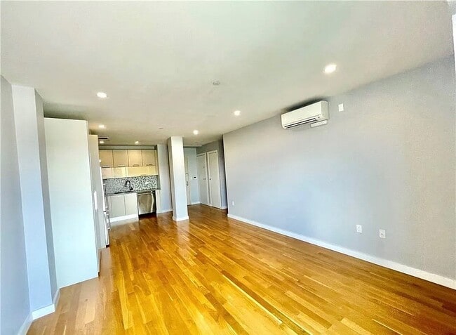 Building Photo - 8629 Bay Pkwy