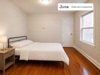 Building Photo - Room in Shared 4 bed/1 bath home in Roxbury