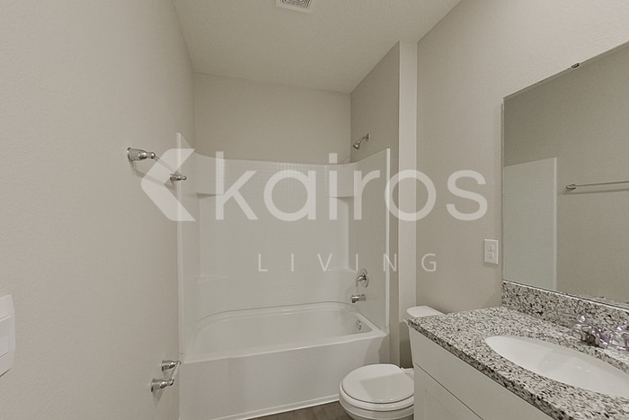 Building Photo - 32161 Katelin Cir