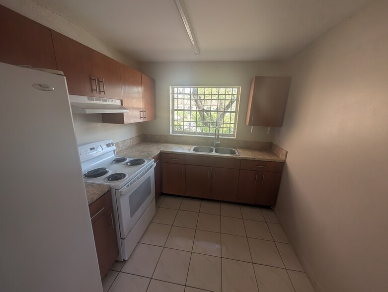 Primary Photo - 20422 NW 29th Pl
