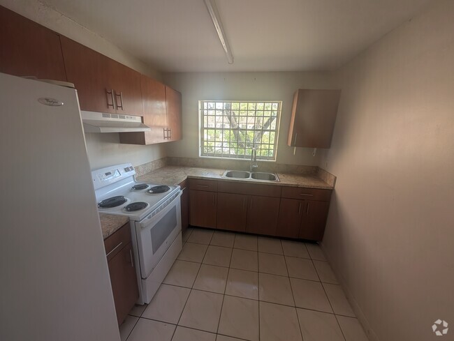 Building Photo - 20422 NW 29th Pl