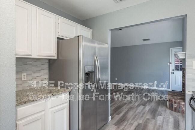 Building Photo - 3720 Garden Springs Dr