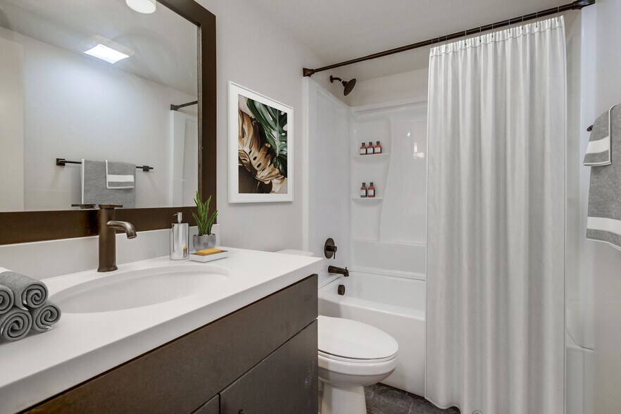 Interior Photo - Le Jaime