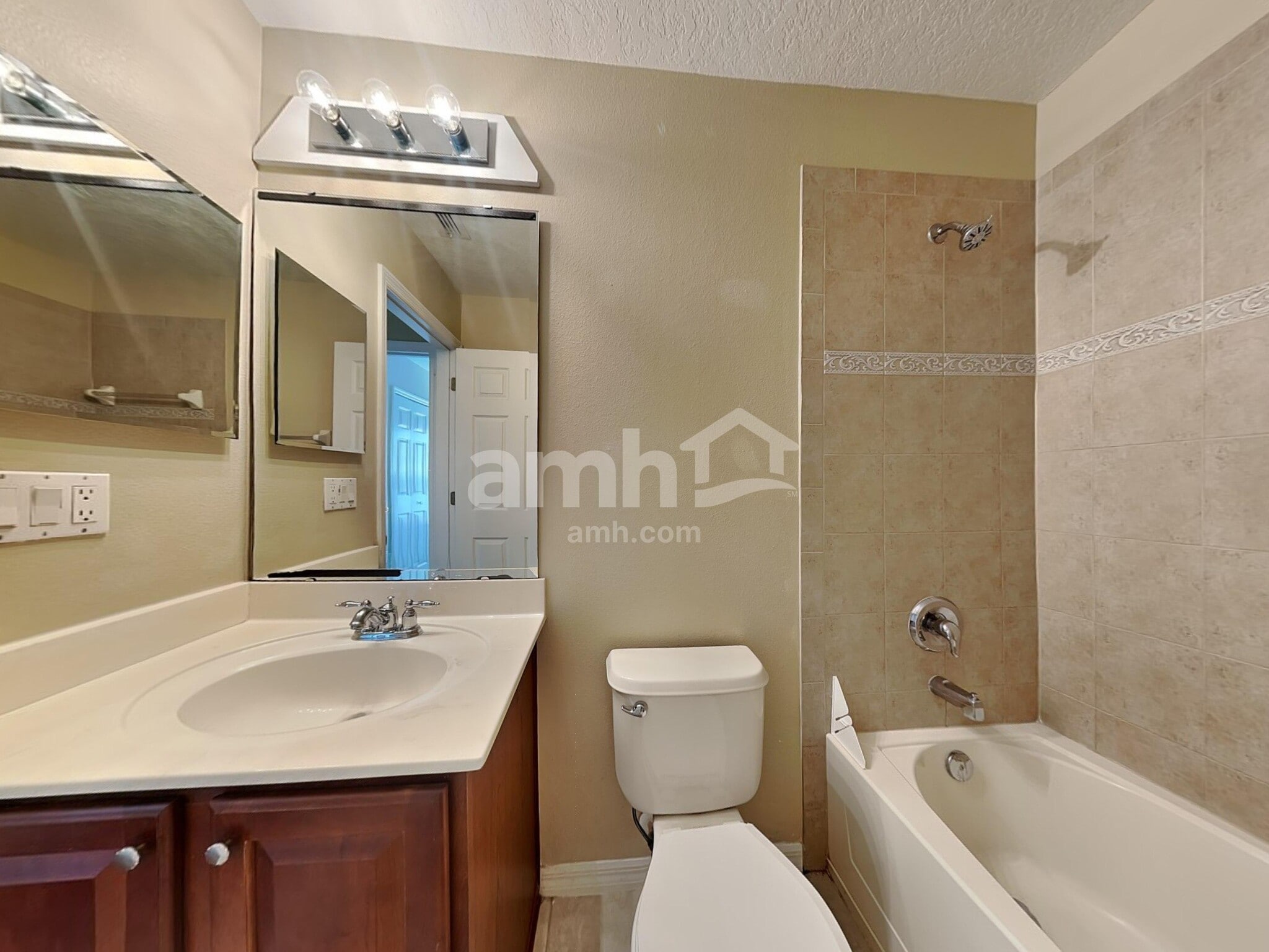 Building Photo - 14801 Braywood Trl