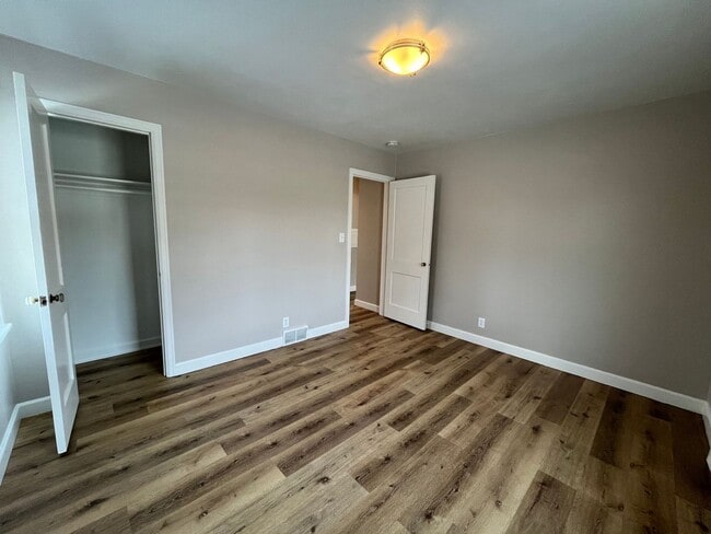 Building Photo - Two Bedroom Home in Smithville