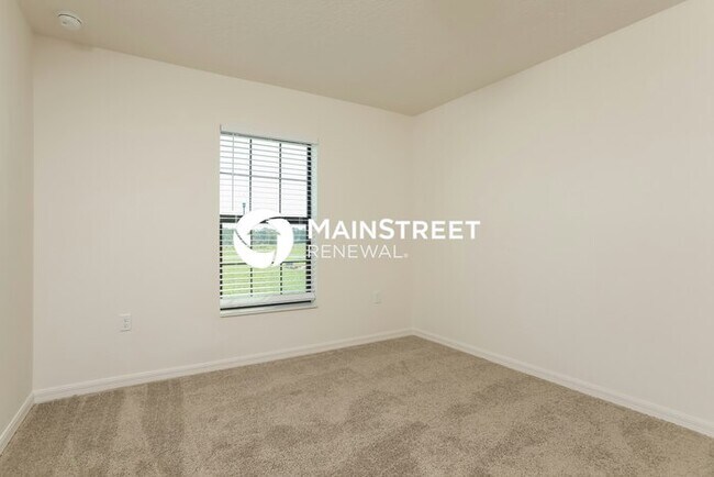 Building Photo - 3 Bedroom Pet-Friendly Home in Leesburg, FL with Main Street Renewal