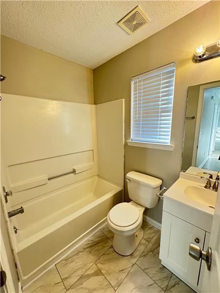 Building Photo - 1381 Coalition Cir