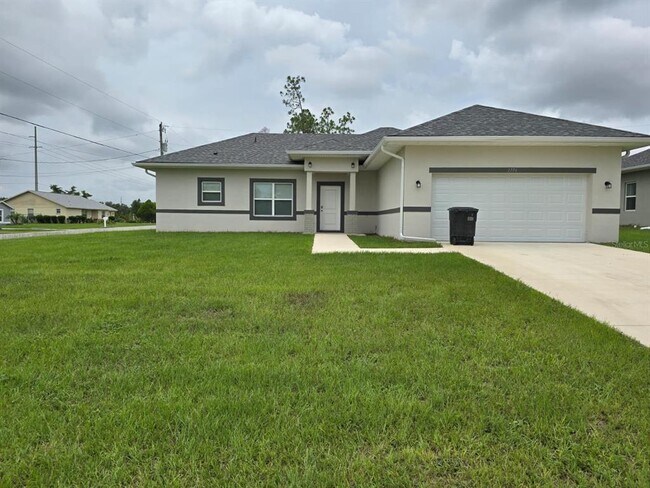Primary Photo - 2776 SW 142nd Ln