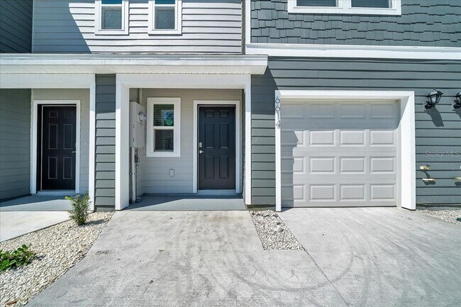 Building Photo - 6614 SW 81st Loop