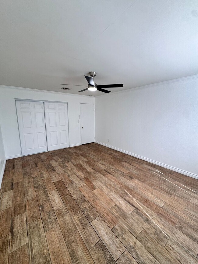Building Photo - 14942 Cerritos Ave