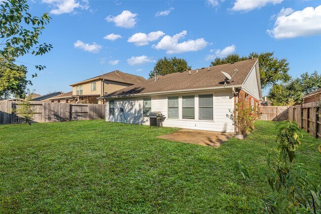 Building Photo - 3326 Pebble Beach Ln