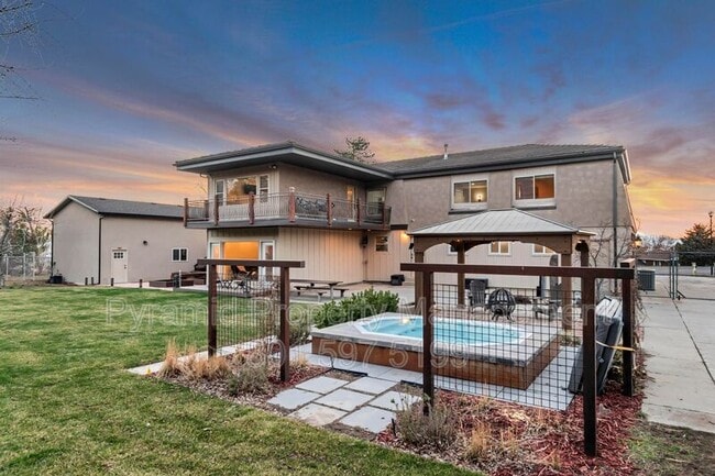 Building Photo - 10971 Cindy Cir