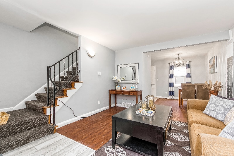 Building Photo - 51 King Ave