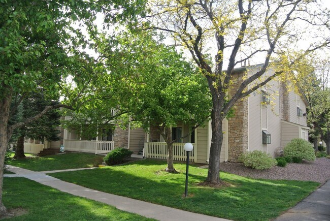 Building Photo - 1 Bedroom 1 Bath in Woodside Village