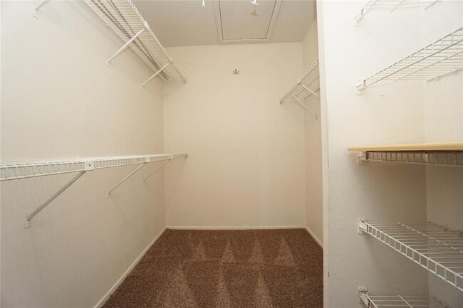 Building Photo - 6602 Harbor Town Dr