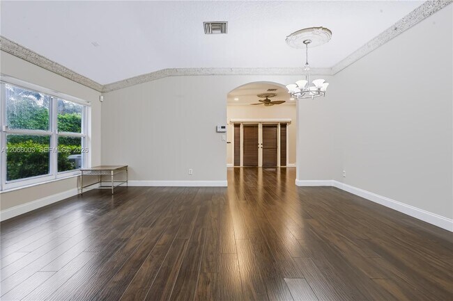 Building Photo - 4927 Lombard Pass Dr