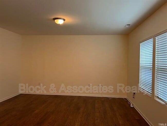 Building Photo - 1156 Lookout Rdg