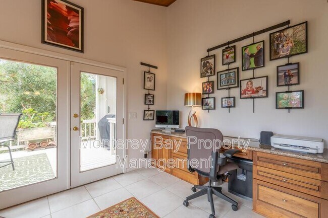 Building Photo - 18 Deer Stalker Path