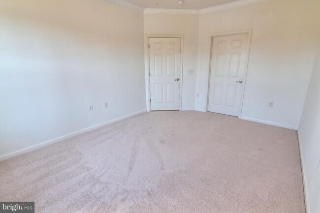 Building Photo - 21216 McFadden Square