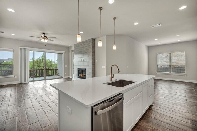 Building Photo - 12909 Mitica Dr