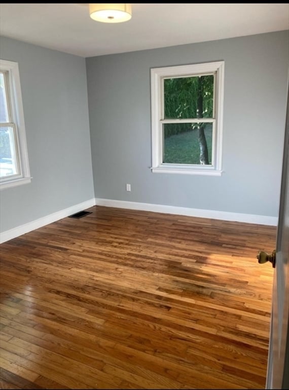 Building Photo - 45 Pilgrim Ave