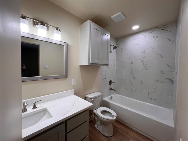 Building Photo - 509 Davis Dr