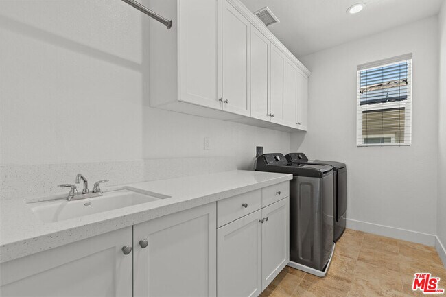 Building Photo - 20723 Deer Grass Ct