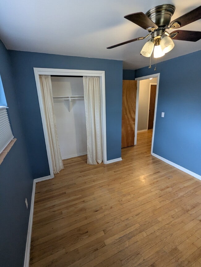 Building Photo - 7070 Beacon Way
