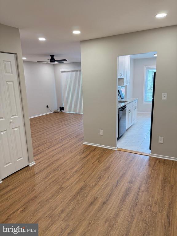 Building Photo - 10285 Ridgeline Dr