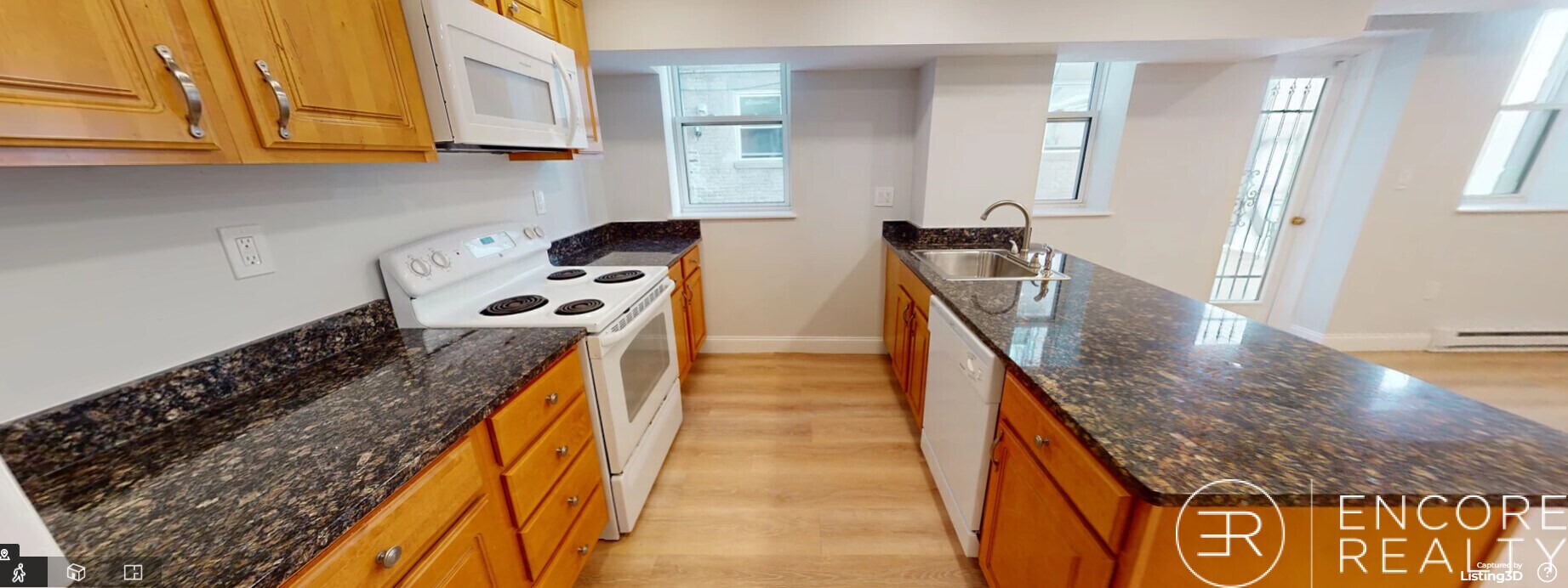 Building Photo - 51 Queensberry St