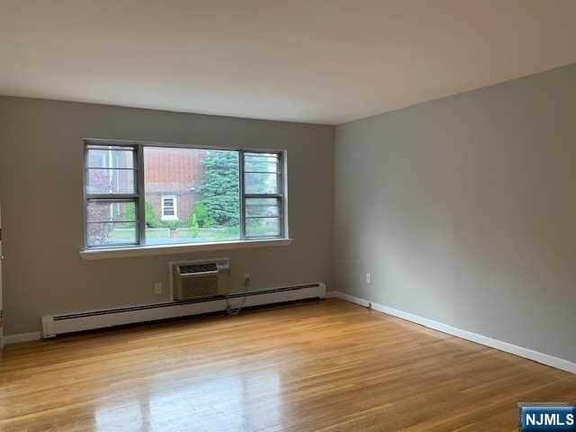 Building Photo - 129-131 6th St