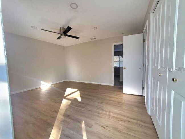 Building Photo - 4390 Sibley Bay St