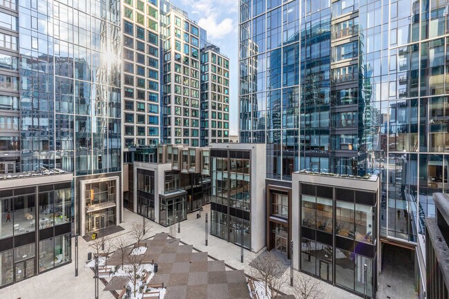 Building Photo - 131 Seaport Blvd
