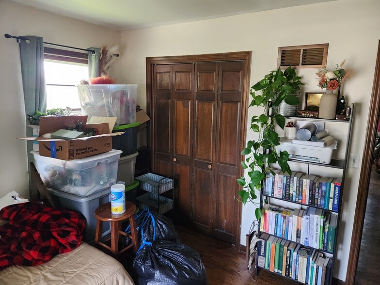 Bedroom 2 - 802 West St