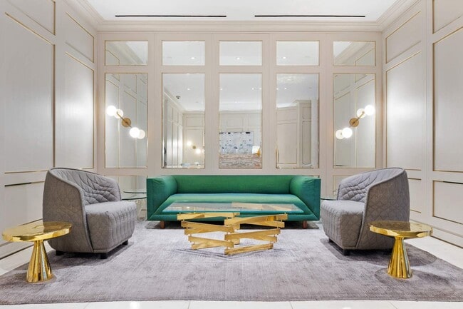 Building Photo - 389 E 89th St