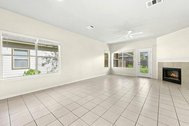 Building Photo - 11504 Lapoynor St