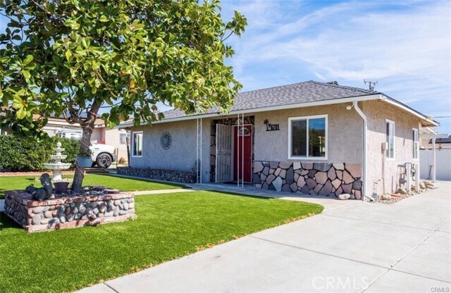 Building Photo - 6781 Jacaranda Ave