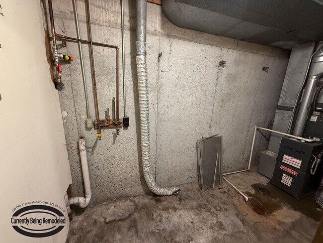 Building Photo - 1712 Garden Dr