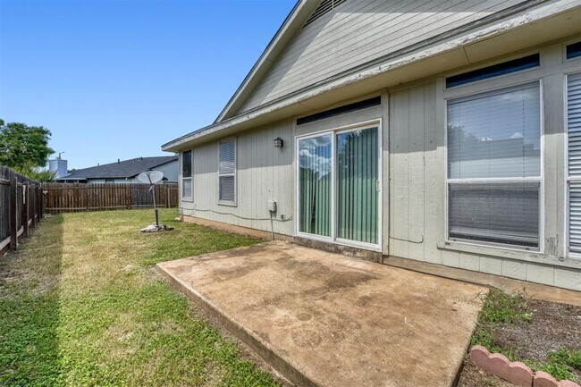 Building Photo - 500 Gregory Ct