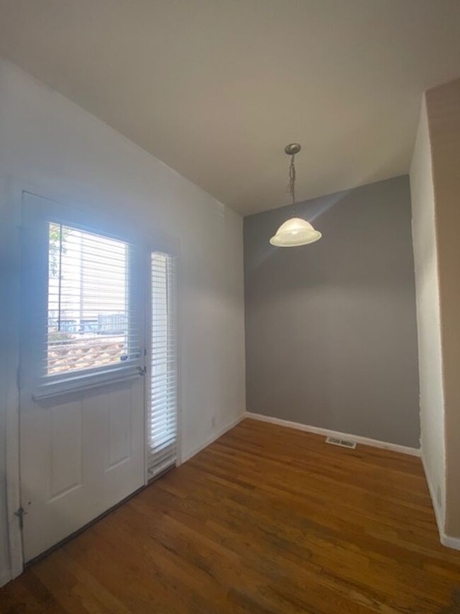 Building Photo - 2688 Brooksedge View