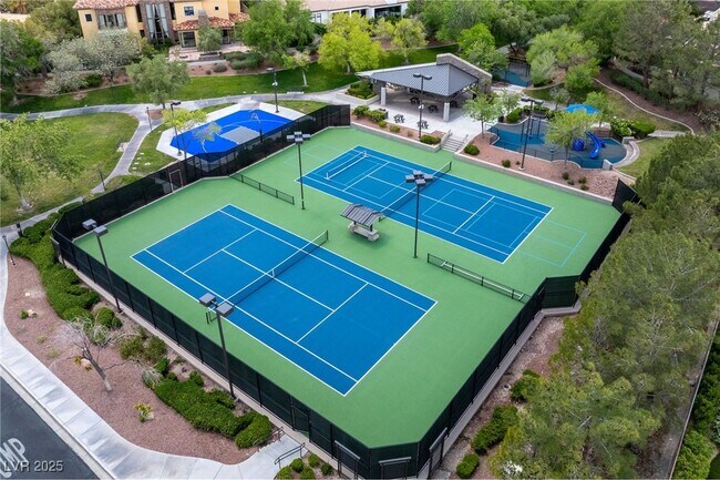 Building Photo - 3010 Hammerwood Dr