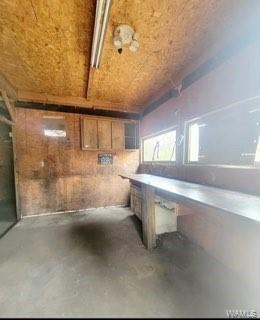 Building Photo - 6310 Green Acres Ln