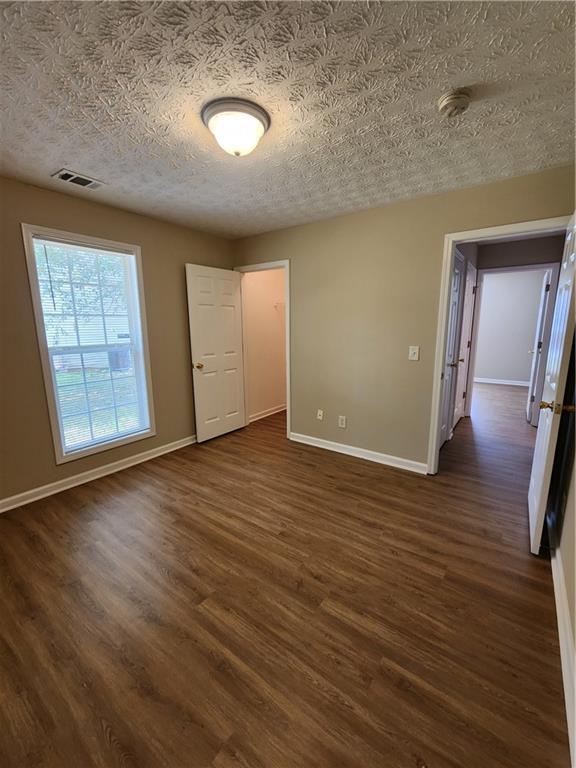 Building Photo - 3205 River Shoals Cove