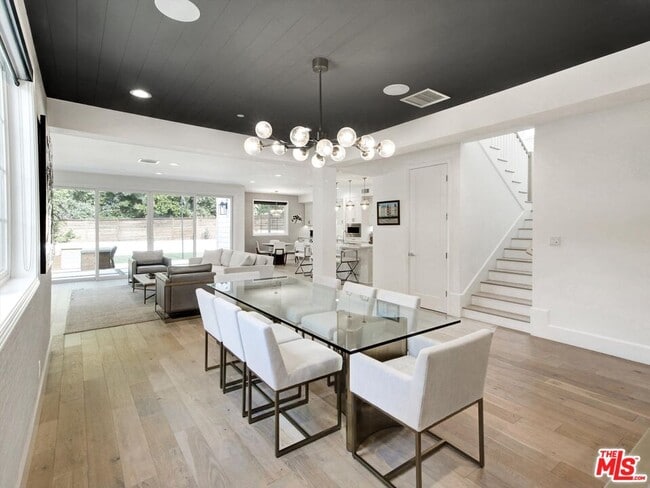 Building Photo - 10593 Kinnard Ave